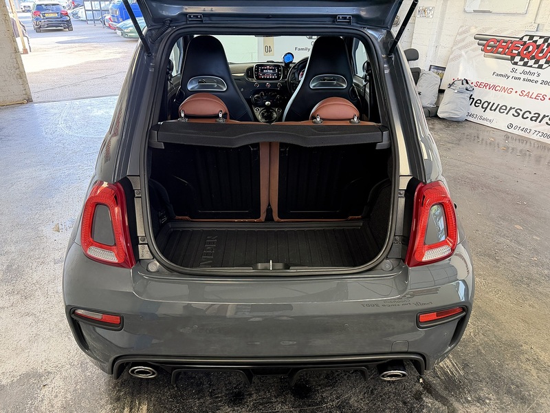 Abarth 595 T-Jet 70th - U76143