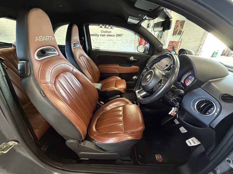 Abarth 595 T-Jet 70th - U76143