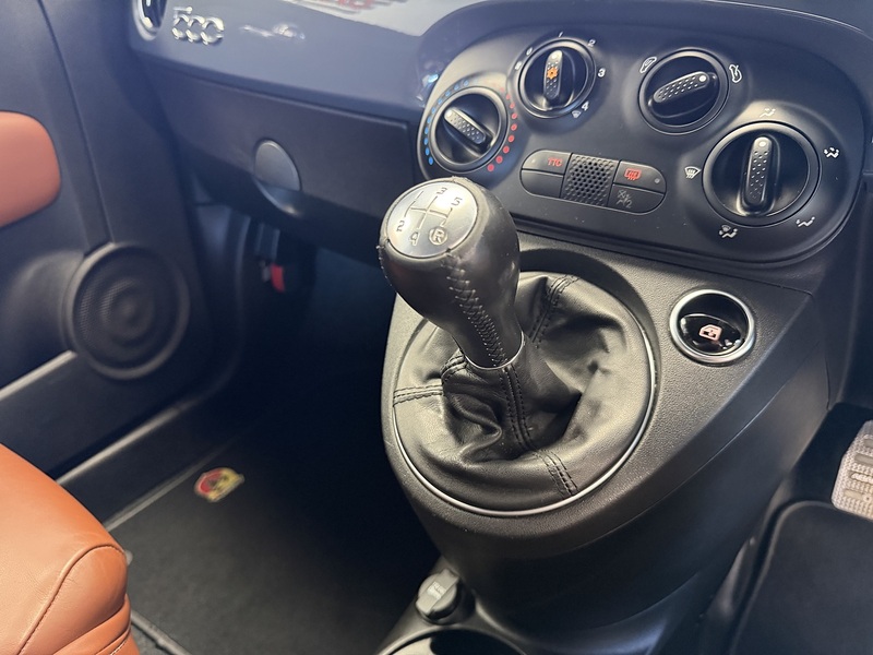 Abarth 595 T-Jet 70th - U76143