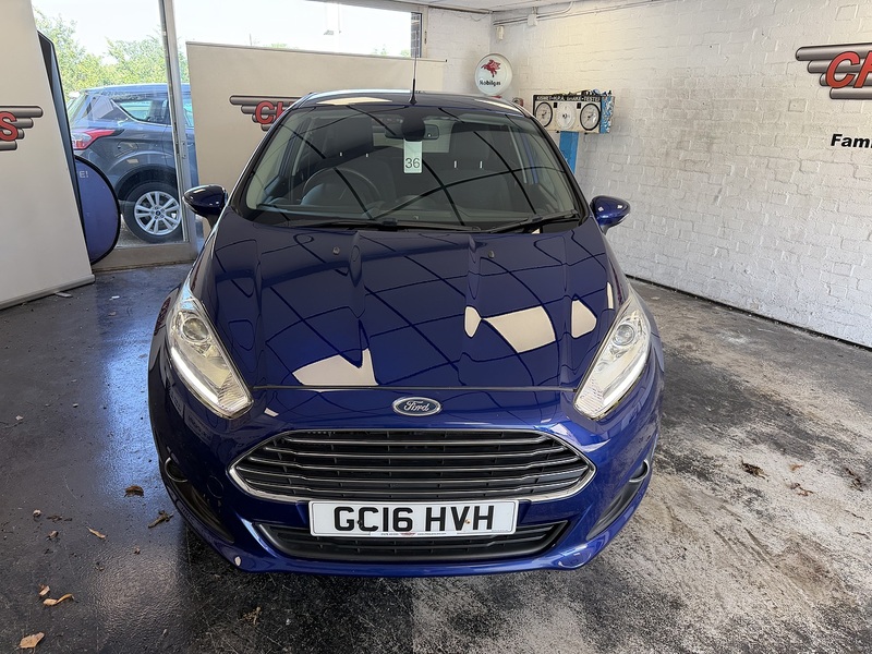Ford Fiesta T EcoBoost Titanium - U76152