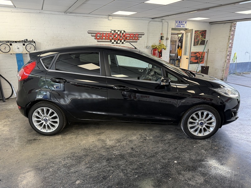Ford Fiesta T EcoBoost Titanium X - U76171
