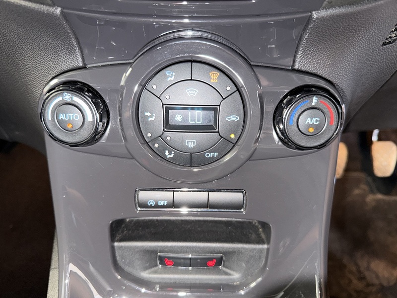 Ford Fiesta T EcoBoost Titanium X - U76171