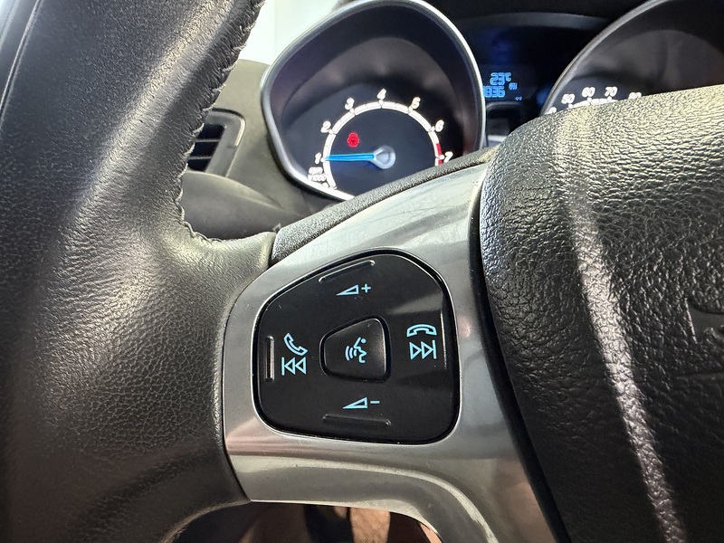 Ford Fiesta T EcoBoost Titanium X - U76171