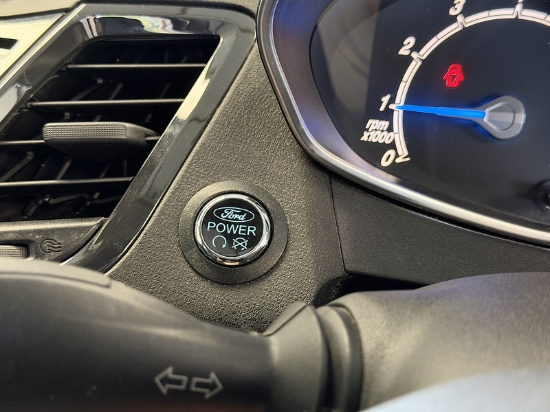 Ford Fiesta T EcoBoost Titanium X - U76171