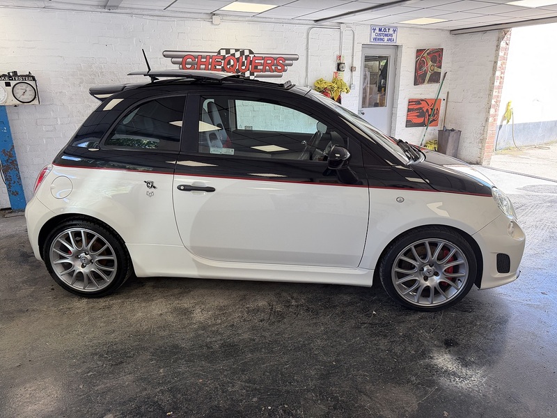 Abarth 595 T-Jet Competizione - U76173