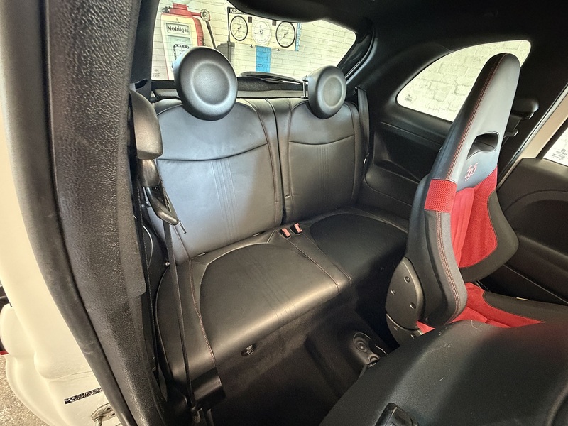 Abarth 595 T-Jet Competizione - U76173