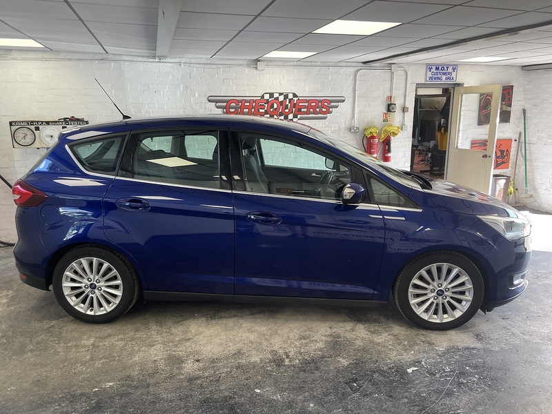 Ford C-Max T EcoBoost Titanium - U76181
