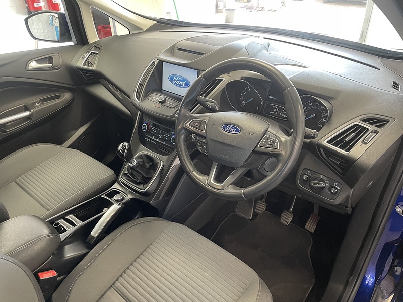 Ford C-Max T EcoBoost Titanium - U76181