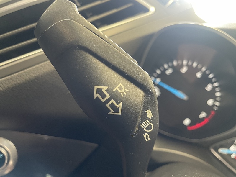 Ford C-Max T EcoBoost Titanium - U76181