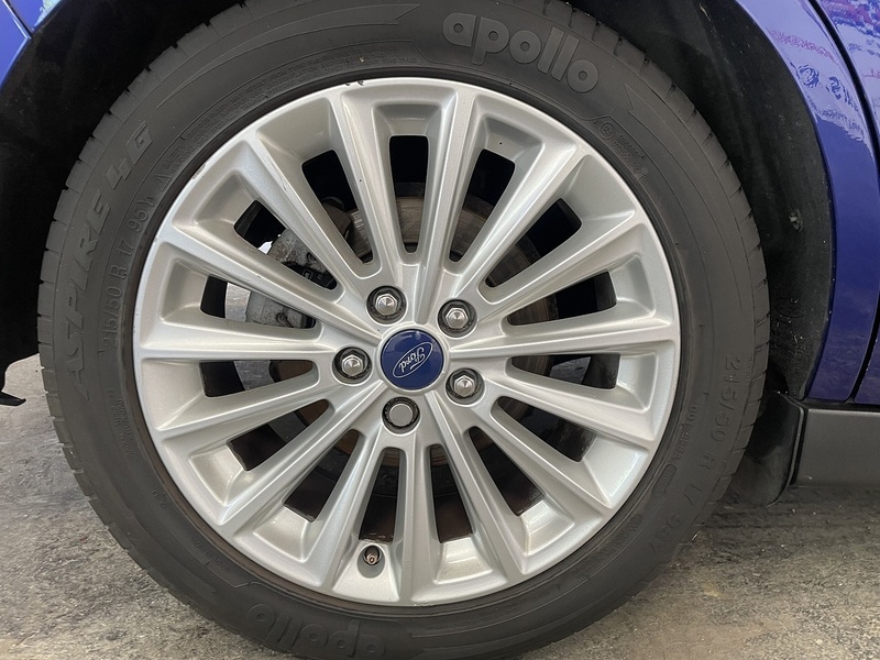 Ford C-Max T EcoBoost Titanium - U76181