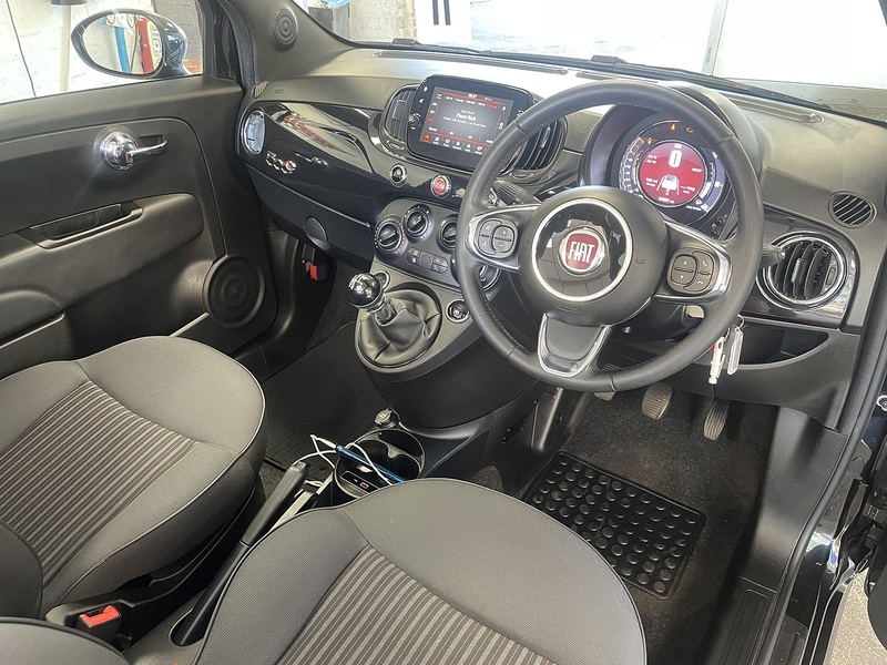 Fiat 500C 120th - U76187