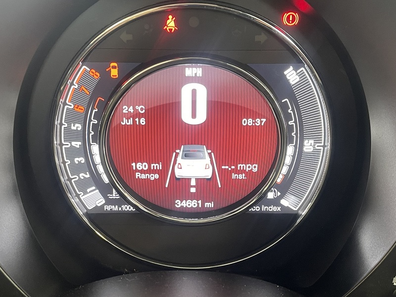 Fiat 500C 120th - U76187