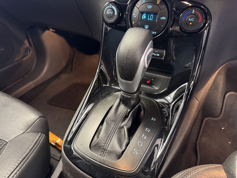Ford Fiesta T EcoBoost Titanium X - U76216