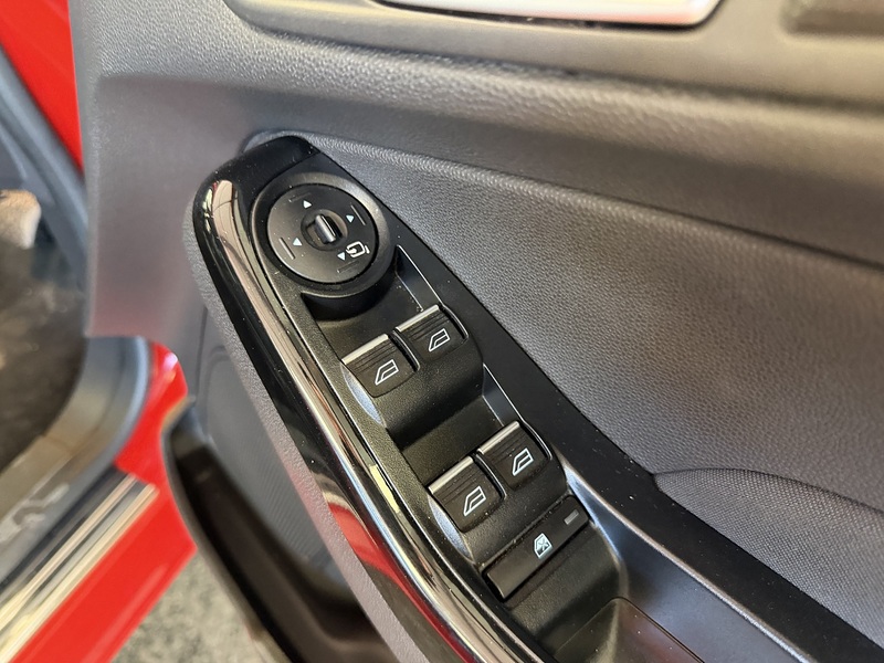 Ford Fiesta T EcoBoost Titanium X - U76216
