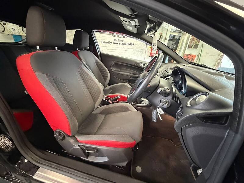 Ford Fiesta T EcoBoost ST-Line - U76226