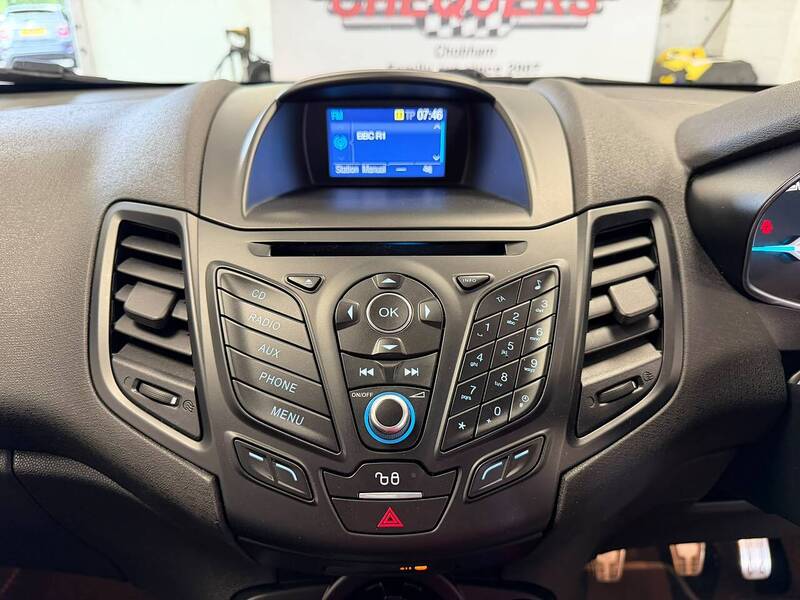 Ford Fiesta T EcoBoost ST-Line - U76226