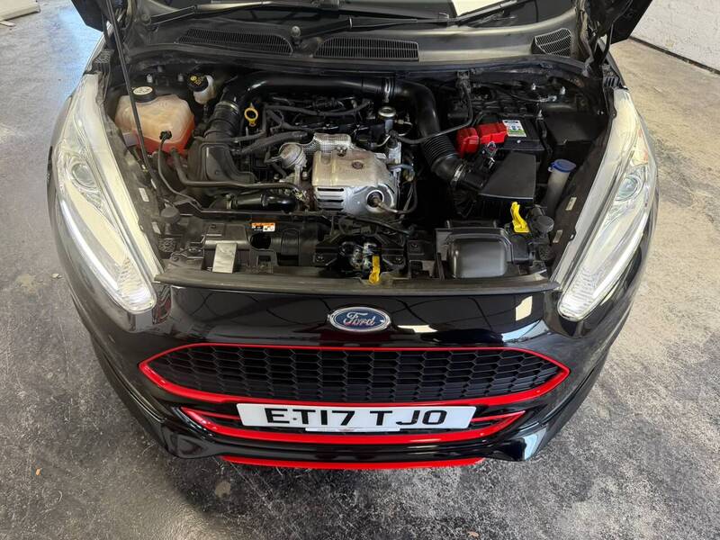Ford Fiesta T EcoBoost ST-Line - U76226