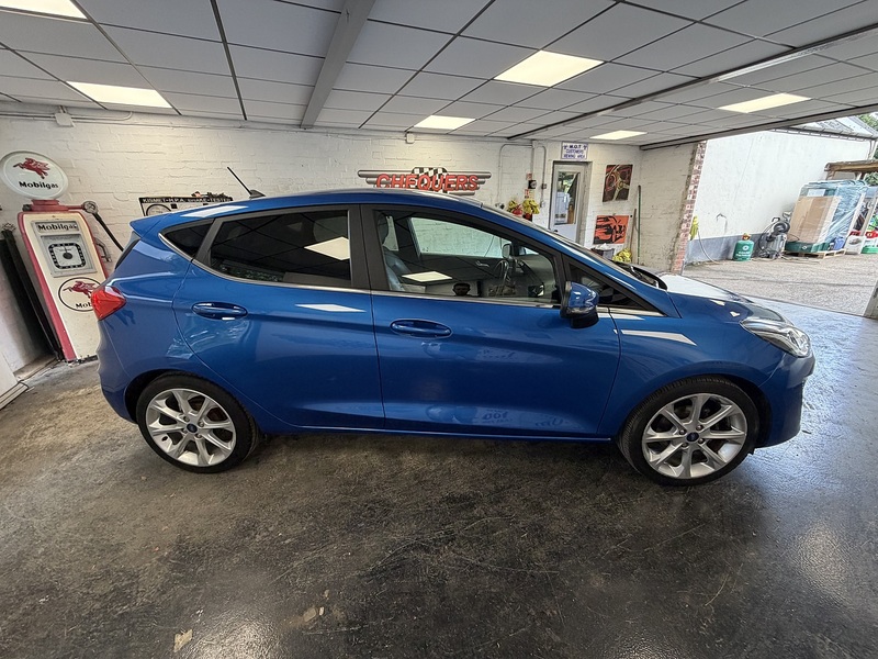 Ford Fiesta T EcoBoost MHEV Titanium X - U76227