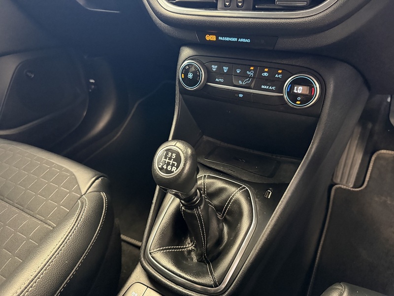 Ford Fiesta T EcoBoost MHEV Titanium X - U76227