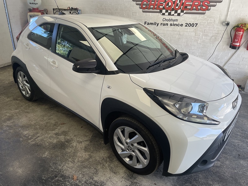Toyota Aygo X VVT-i Pure - U76228
