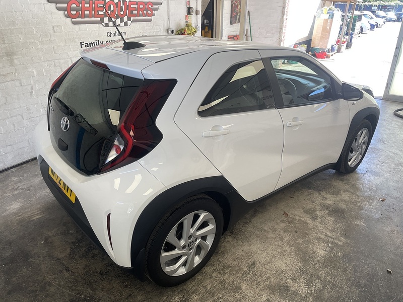 Toyota Aygo X VVT-i Pure - U76228