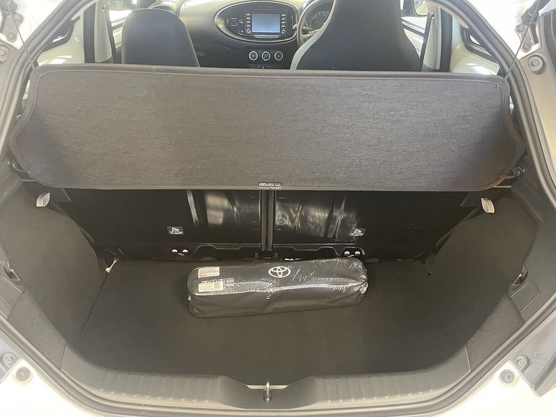 Toyota Aygo X VVT-i Pure - U76228