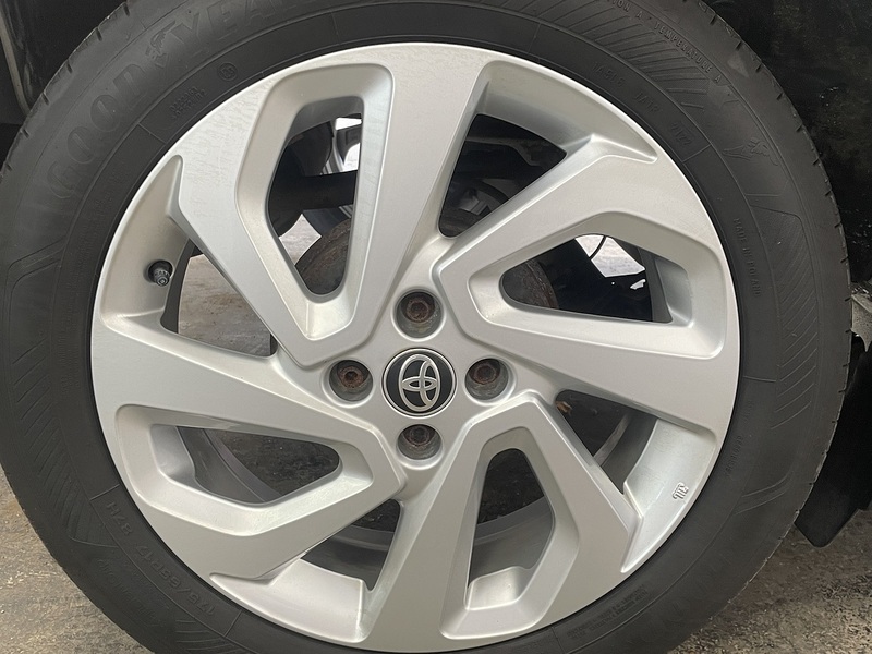 Toyota Aygo X VVT-i Pure - U76228