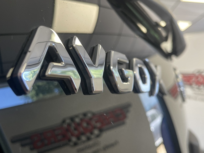 Toyota Aygo X VVT-i Pure - U76228