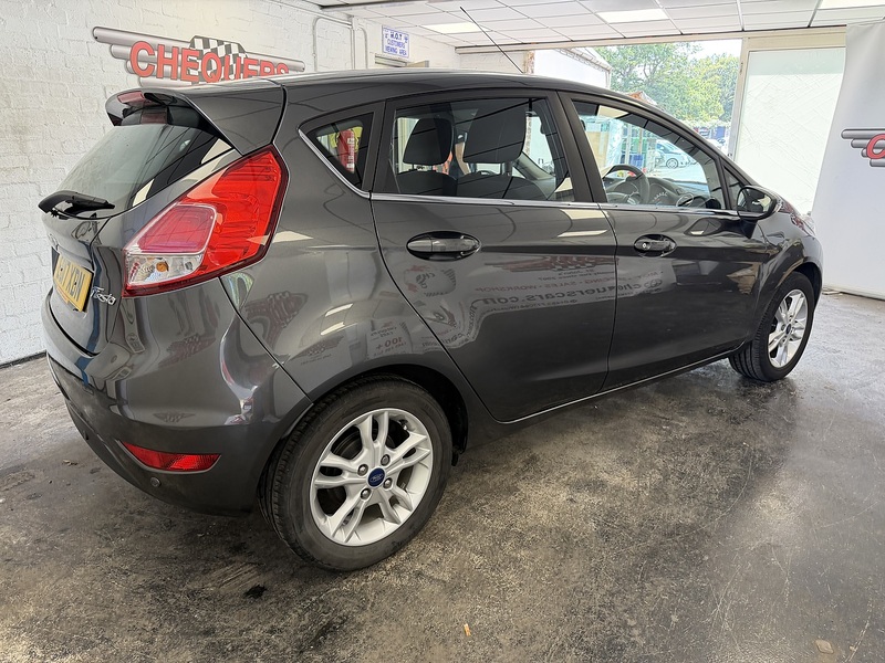 Ford Fiesta Zetec - U76232