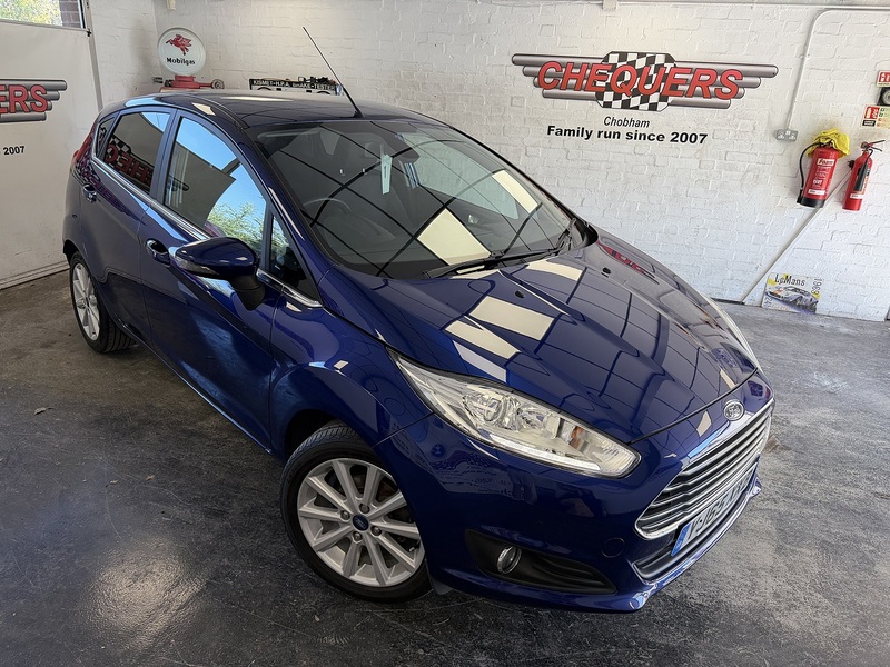 Ford Fiesta Titanium - U76235