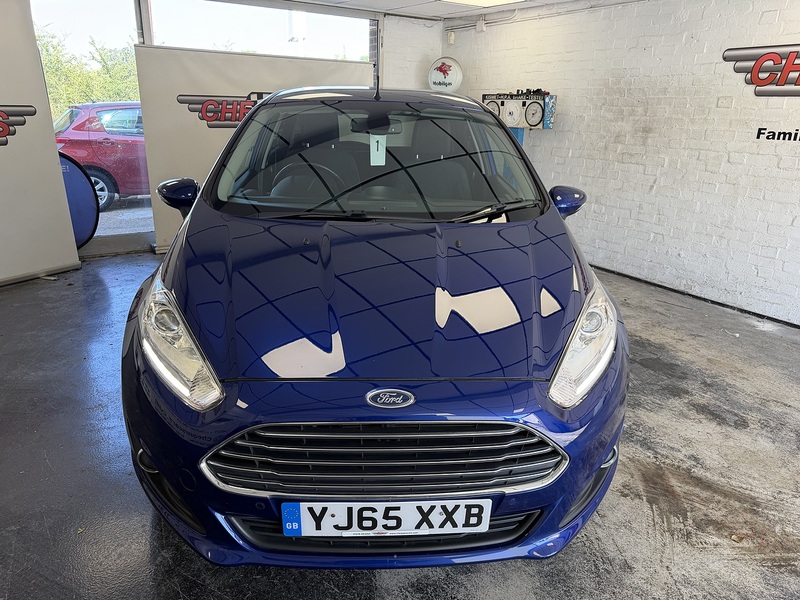 Ford Fiesta Titanium - U76235