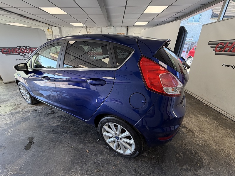 Ford Fiesta Titanium - U76235