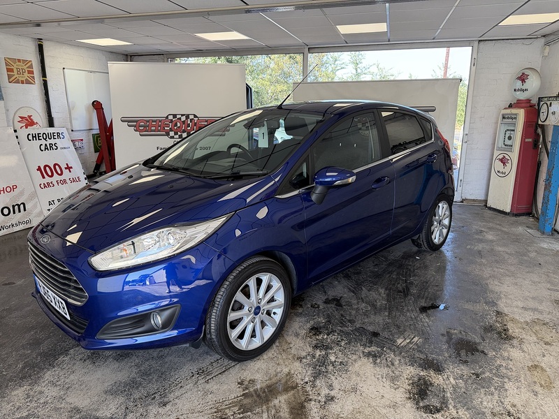 Ford Fiesta Titanium - U76235