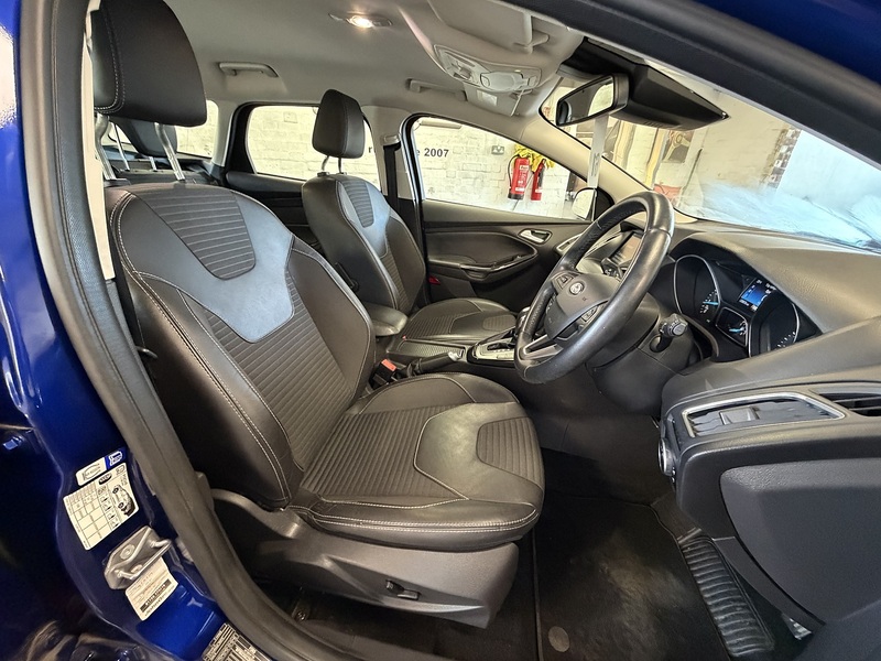 Ford Focus T EcoBoost Titanium X - U76258