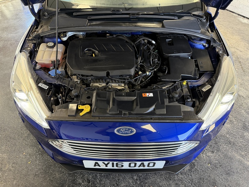 Ford Focus T EcoBoost Titanium X - U76258