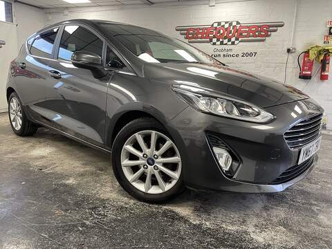 1.0T EcoBoost Titanium Hatchback 5dr Petrol Manual Euro 6 (s/s) (125 ps)