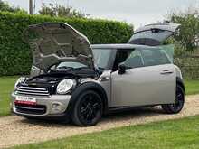 Mini Hatch Cooper Baker Street - U2398