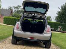 Mini Hatch Cooper Baker Street - U2398
