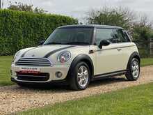 Mini Hatch Cooper Green Park - N12