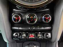 Mini Hatch Cooper - U2407