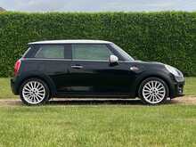 Mini Hatch Cooper - N17
