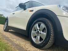Mini Hatch One - N18