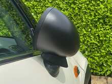 Mini Hatch One - N18