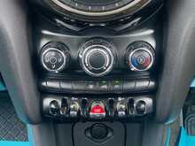 Mini Hatch One - N18
