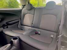 Mini Hatch One - N18