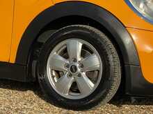 Mini Hatch Cooper - U2404
