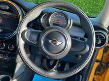 Mini Hatch Cooper - U2404