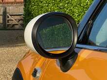 Mini Hatch Cooper - U2404