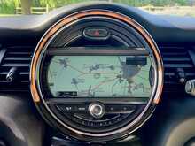 Mini Hatch Cooper - U2404