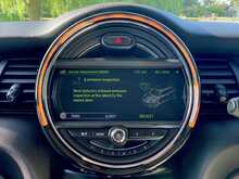 Mini Hatch Cooper - U2404
